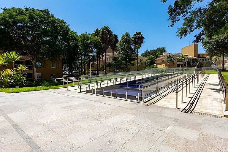 Flat + prox ao lago e congresso completo lindo! 6