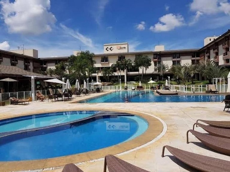 Ap Resort vista lago + prox a esplanada e lazer 4