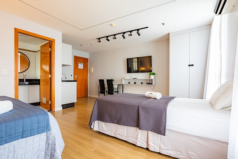 Suíte ampla no Hotel Comfort Taguatinga